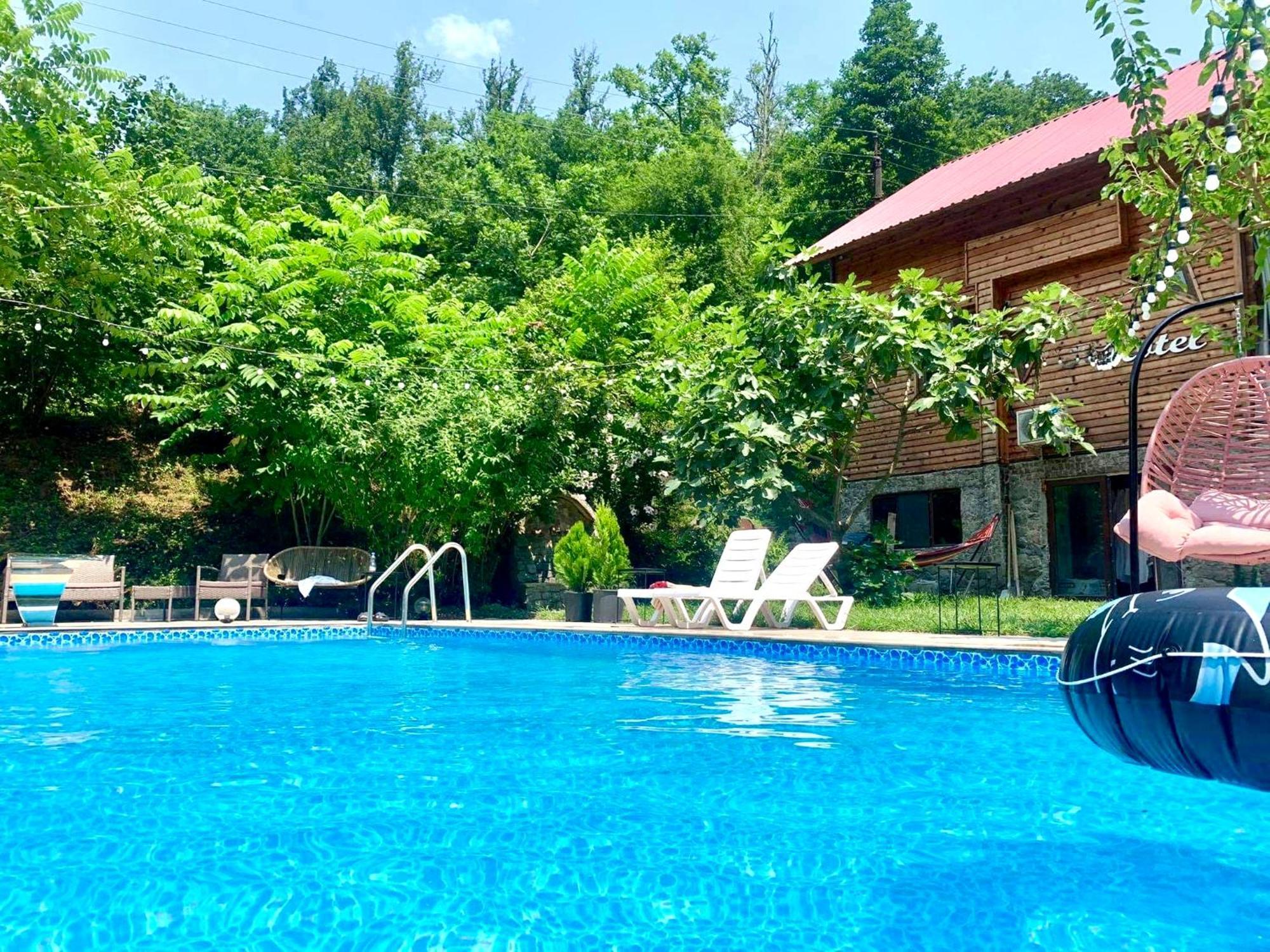 Mtirala Hotel Чакви Екстериор снимка